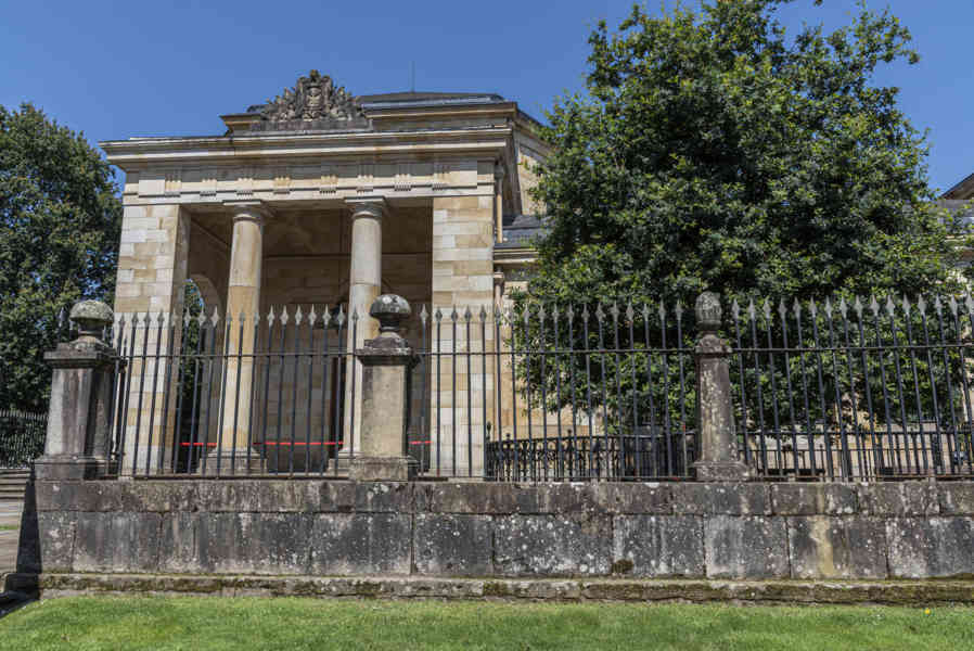 Vizcaya - Gernika-Lumo 07 - Casa de Juntas.jpg